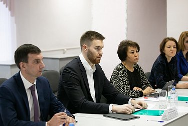 Как помочь молодежи найти работу?